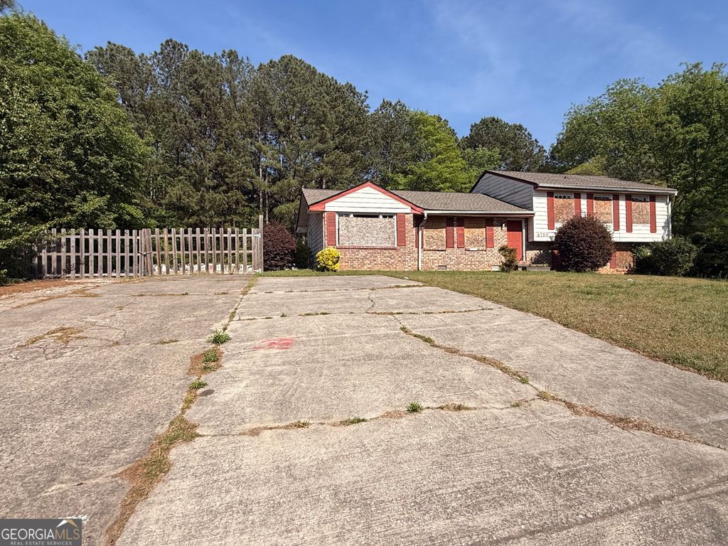 Photo of 6750 Maddox Road, Morrow, GA 30260 (MLS # 10761221)