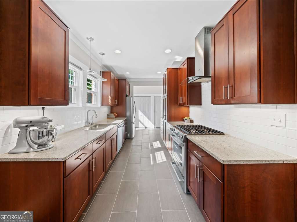 Lake Claire - Residential