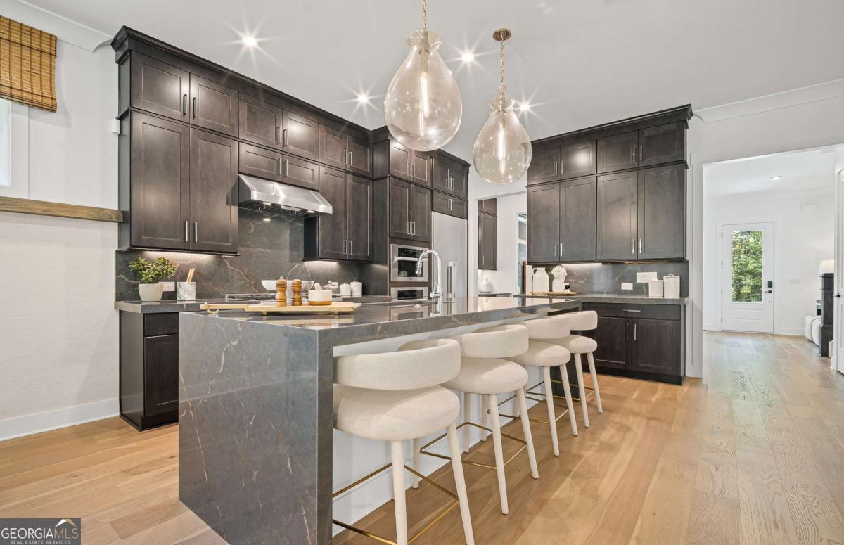 3095 Medford DR