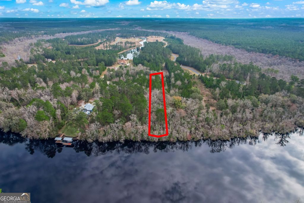 Photo of 448 Shoreline Dr, Kingsland, GA 31548 (MLS # 10674507)