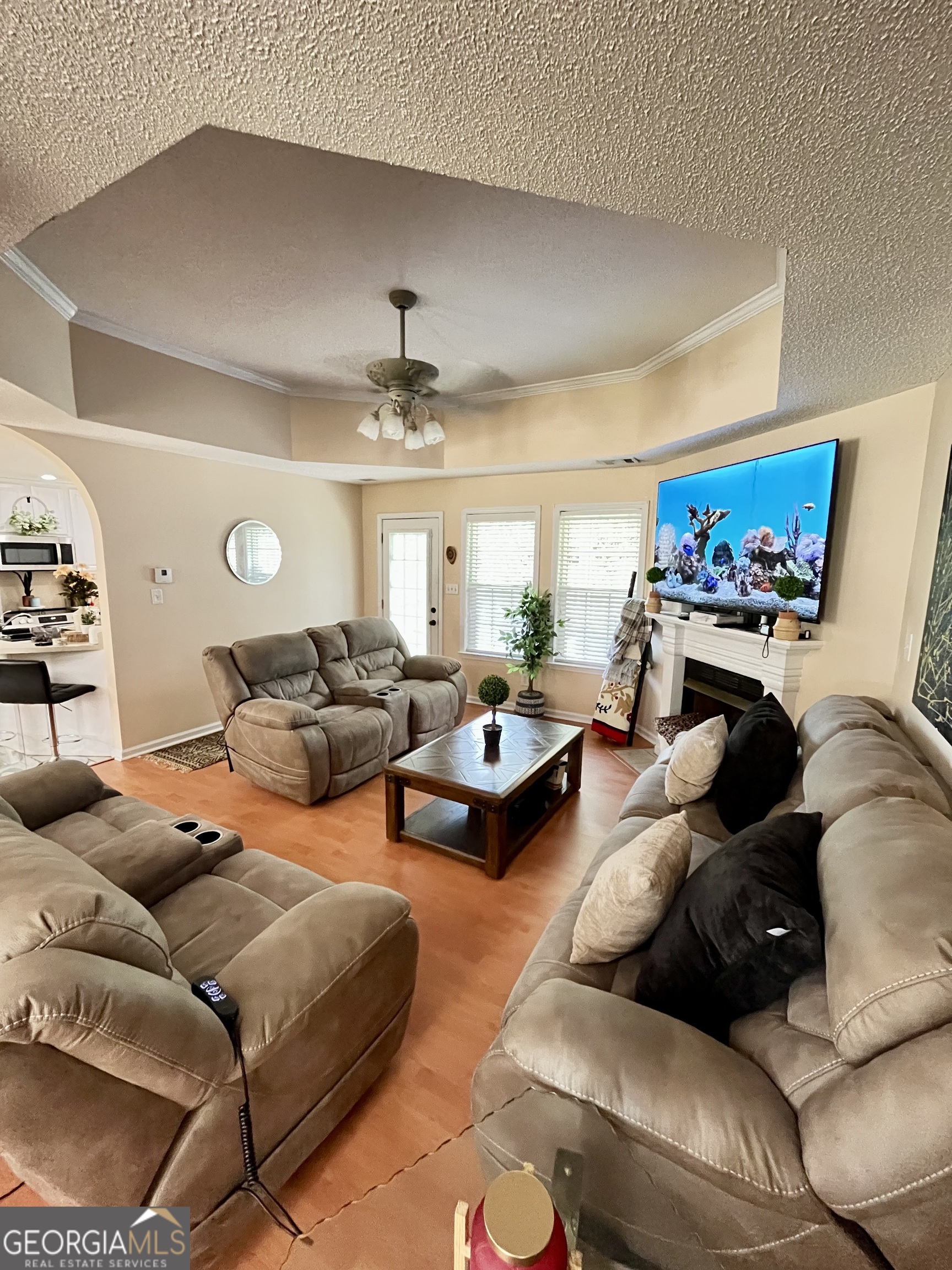 108 Christine CIR