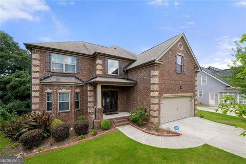 Photo of 204 MISTY GROVE Drive, Loganville, GA 30052 (MLS # 10648660)