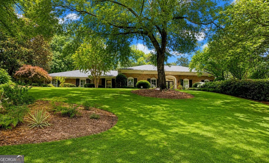 Photo of 5865 Riverwood Drive, Sandy Springs, GA 30328 (MLS # 10798177)