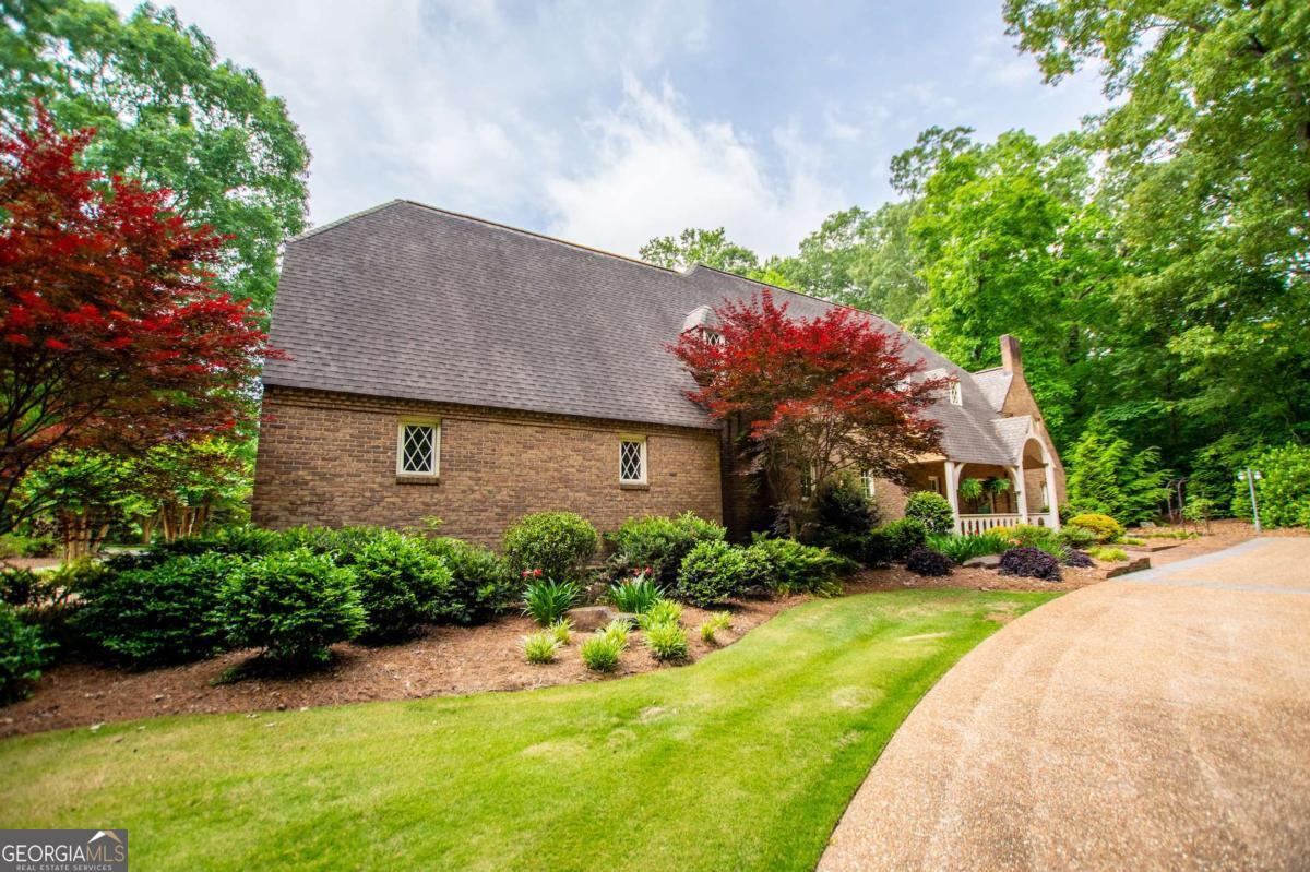 98 Sweetbriar LN