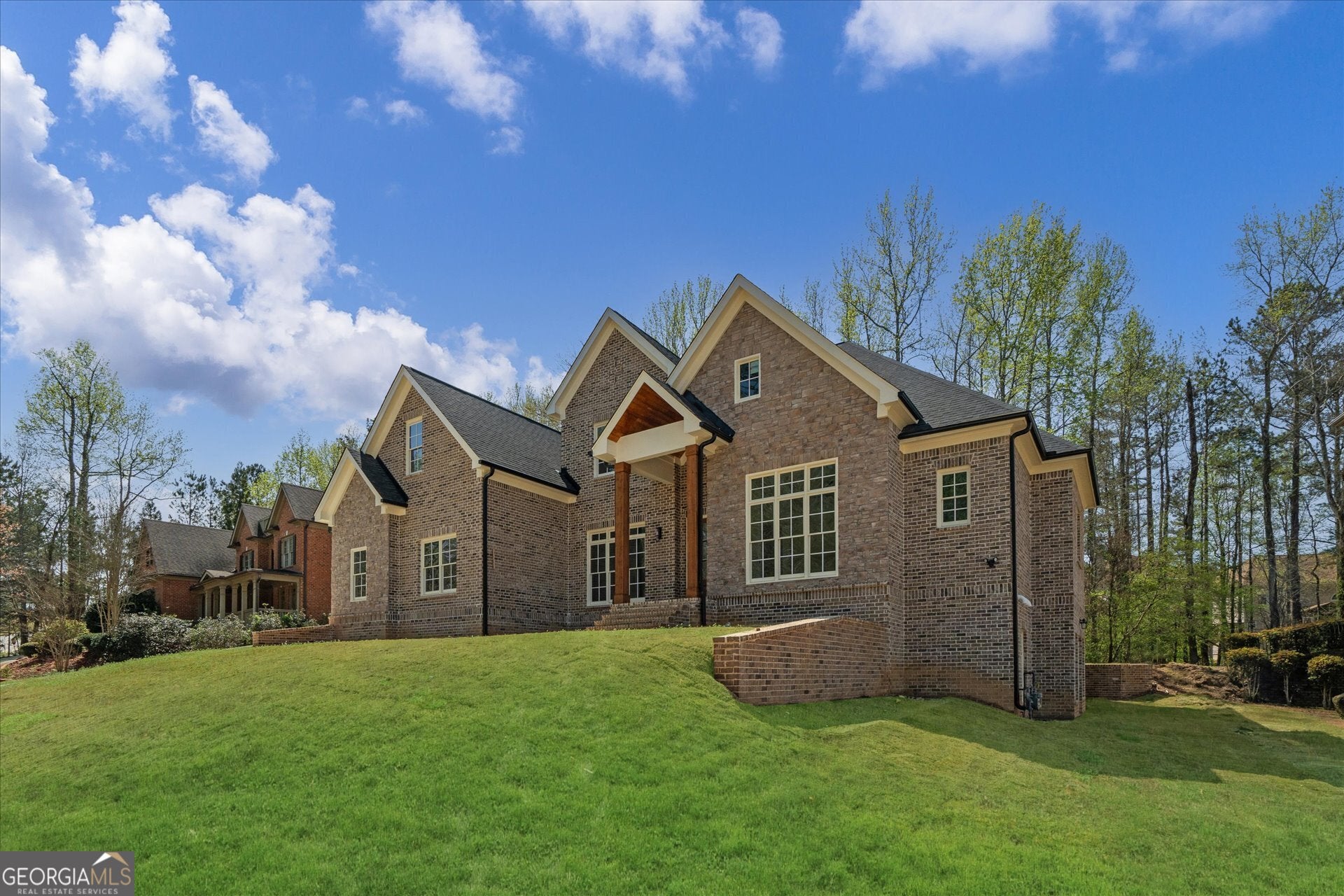5265 Brookhollow DR