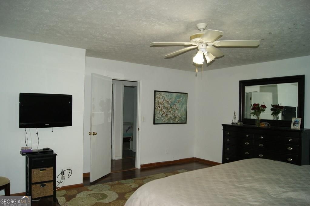 Long Indian Creek - Residential Lease