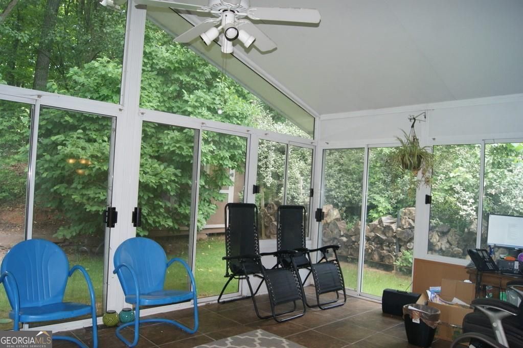 Long Indian Creek - Residential Lease