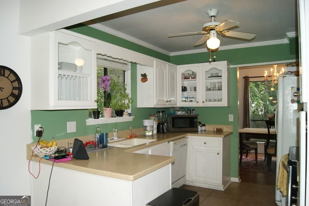 Long Indian Creek - Residential Lease