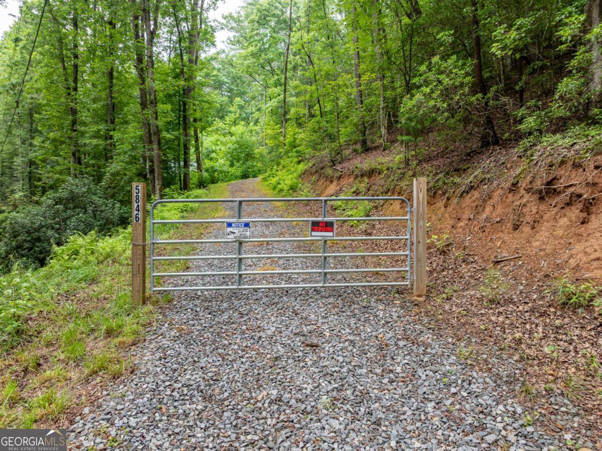 5846 Gates Chapel RD