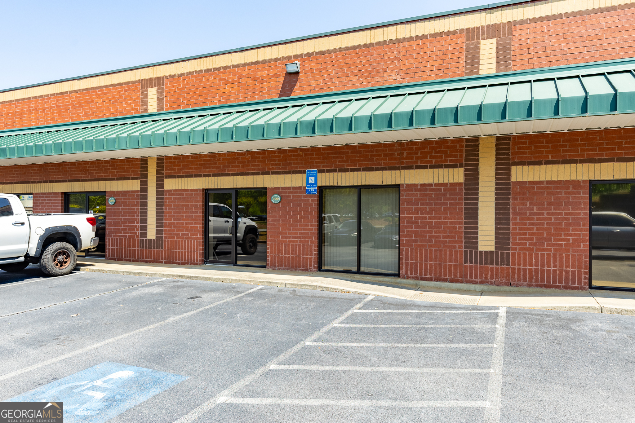 2705 Faith Industrial DR 700