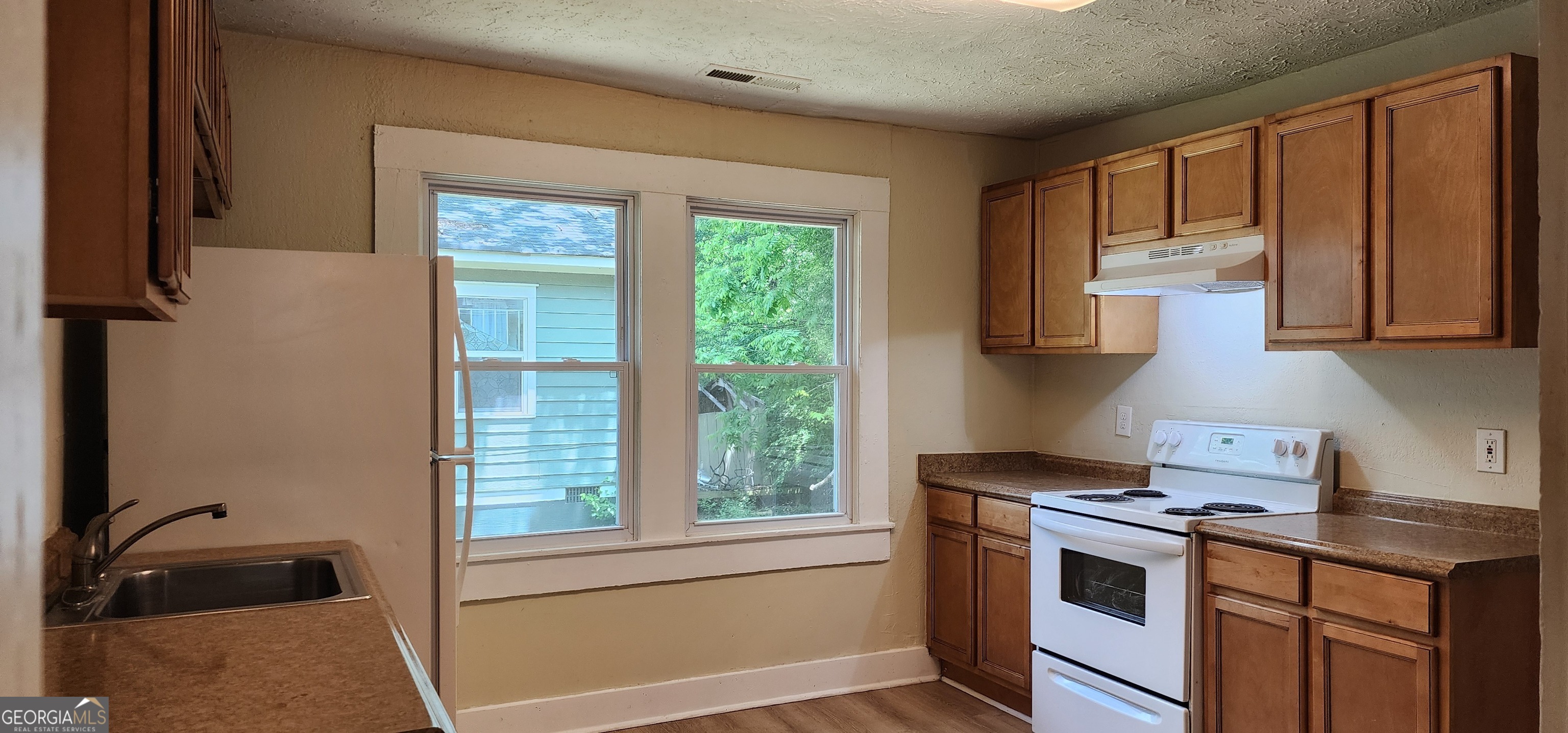 Atlanta, Georgia 30310, United States, 4 Bedrooms Bedrooms, ,1 BathroomBathrooms,Residential,Active,127672