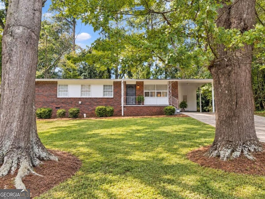 Photo of 2319 Collier Drive, Decatur, GA 30032 (MLS # 10845091)