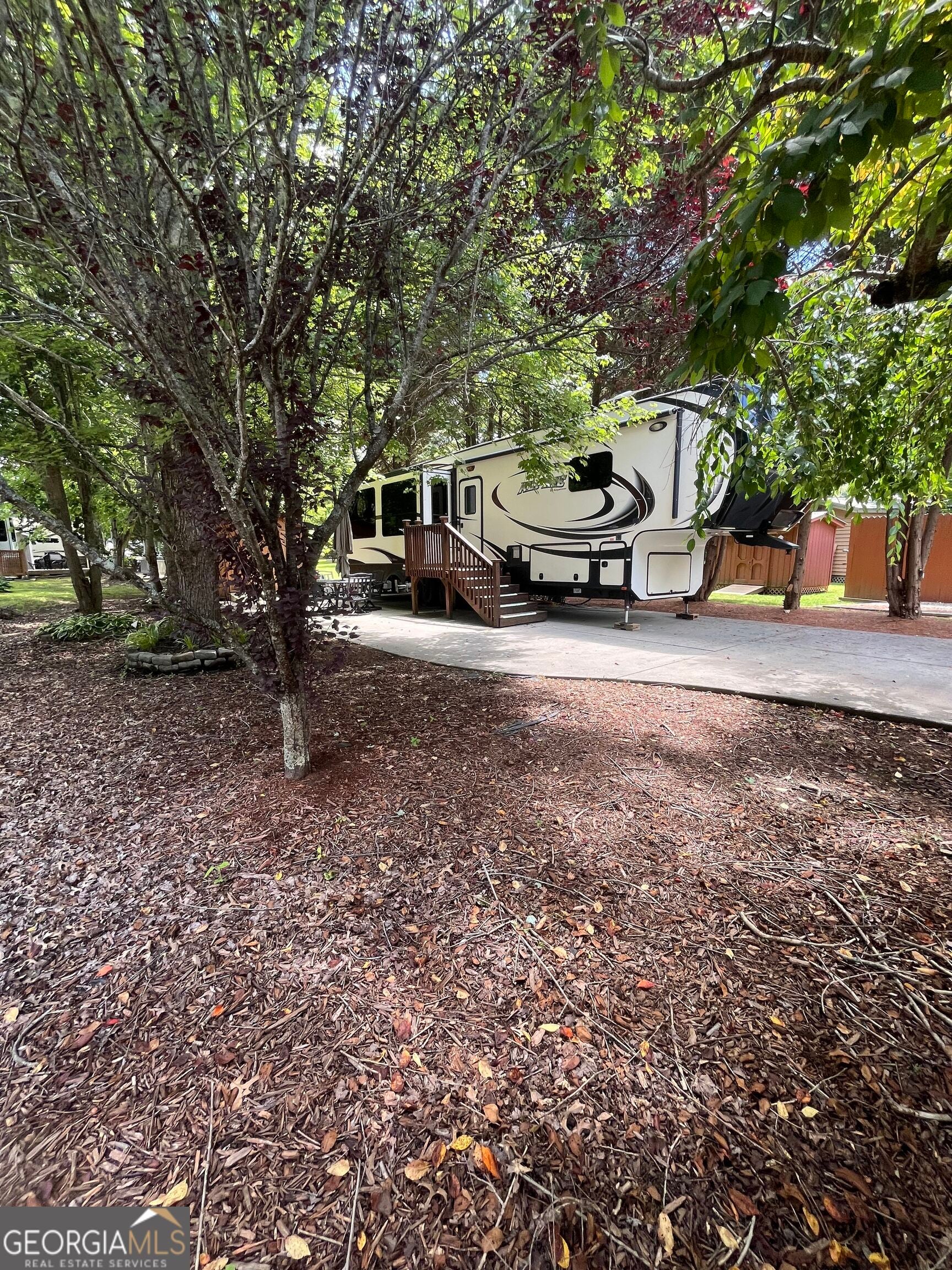 175 Choestoe Falls CIR