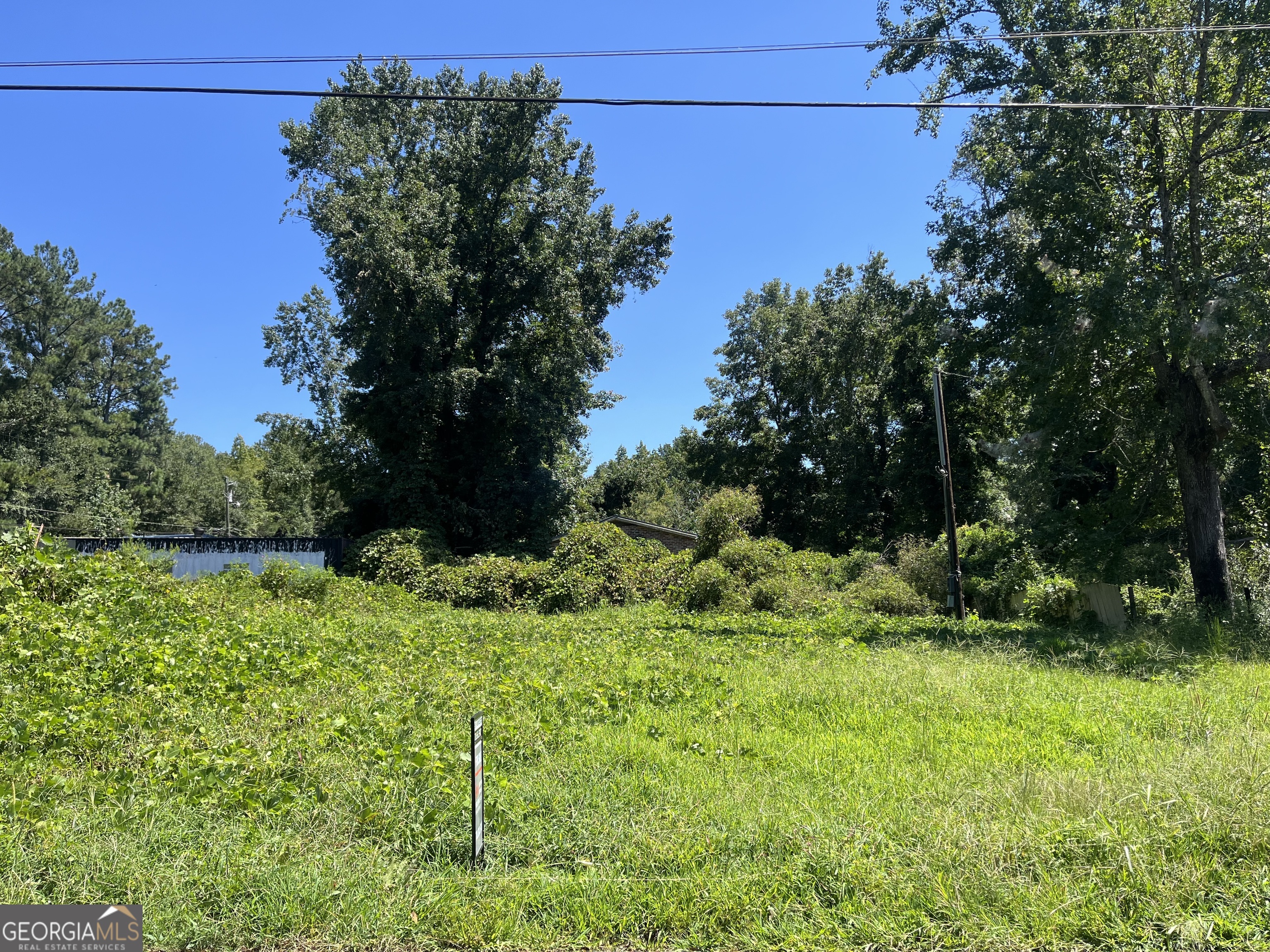 Build Your Dream Getaway or Full-Time Home Near the Lake! This is a 0.17-acre lot located in a safe, quiet, and peaceful beach lake community-perfect for your modular or mobile home! Whether you're looking for a weekend escape or a full-time residence, this lot offers flexibility, convenience, and a welcoming environment. Modular or Mobile Home Allowed Mobile Home no older than 5 years (per County/HOA) Water from shared community well Septic tank installed Low HOA fees - only $150/year! Enjoy lake living with all the modern conveniences nearby. You're just minutes from plenty of shopping, dining, and entertainment options-everything you need while still feeling tucked away in a peaceful retreat. Don't miss this opportunity to own land in a well-maintained, affordable community with lake access and small-town charm. Perfect for anyone looking to live simply, relax, and enjoy life. Call today for more info or to schedule a visit!