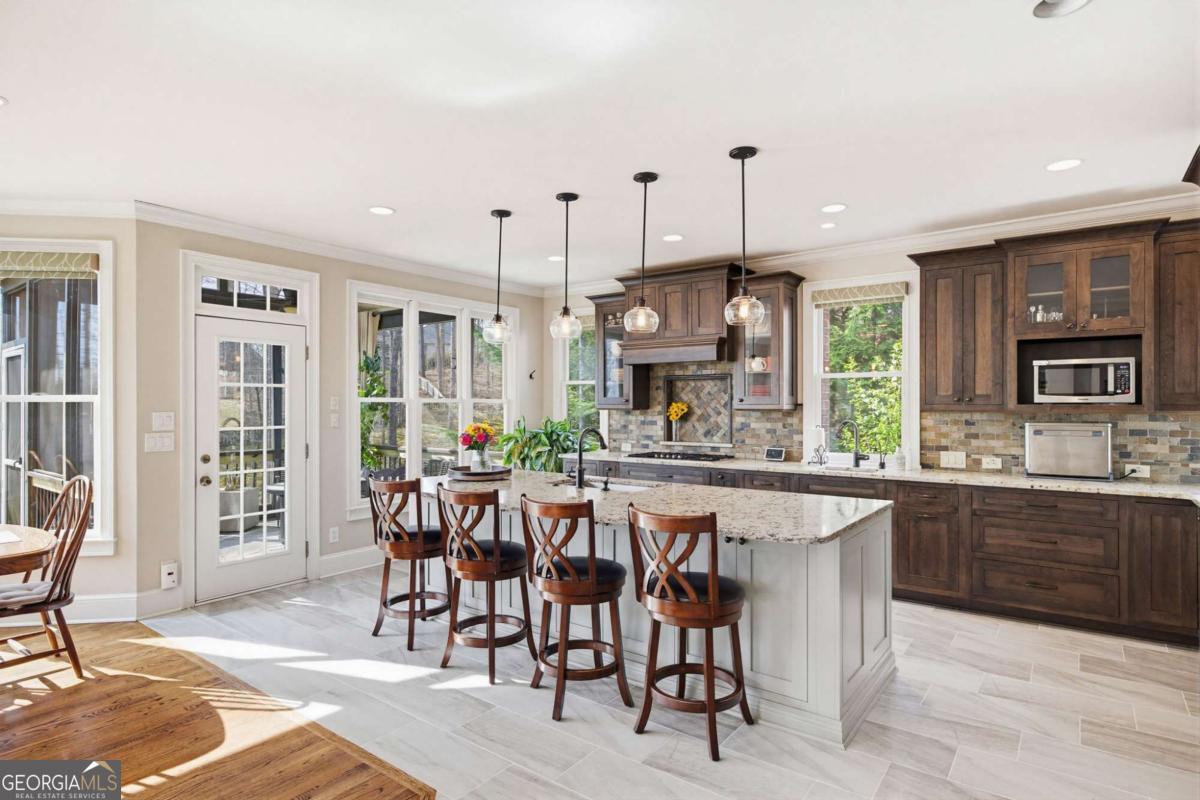 5107 Parkwood Oaks LN