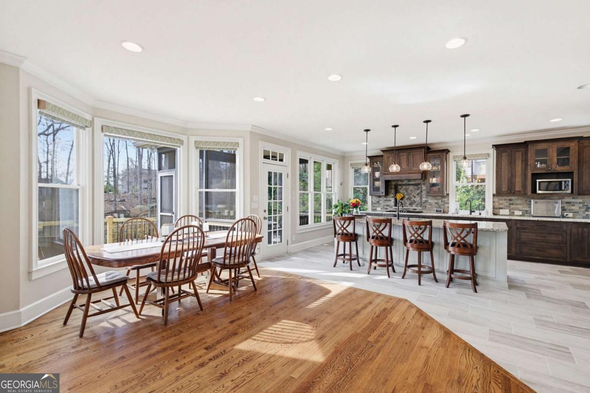 5107 Parkwood Oaks LN