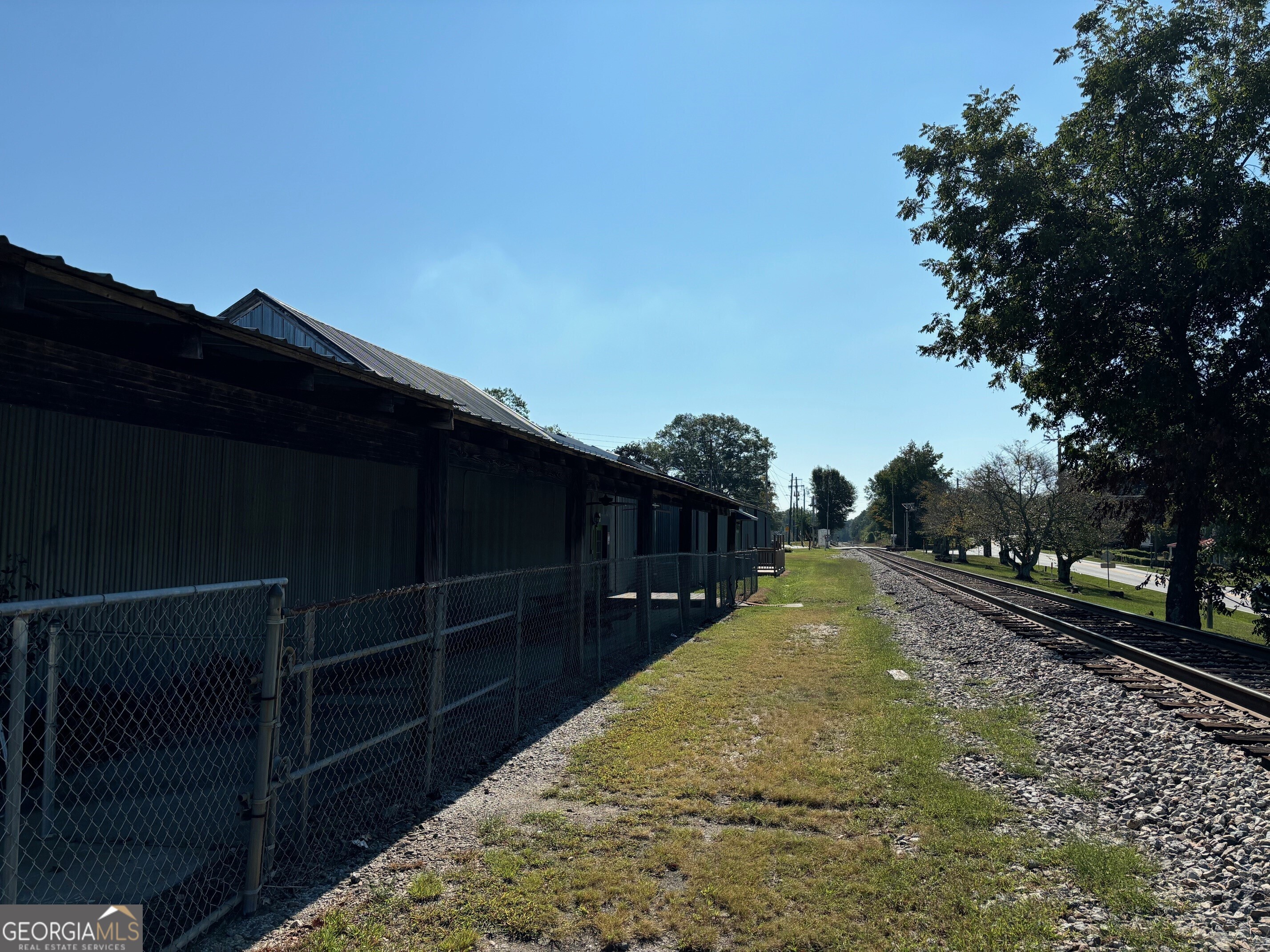 M&T Real Estate Group II Inc - Commercial Sale