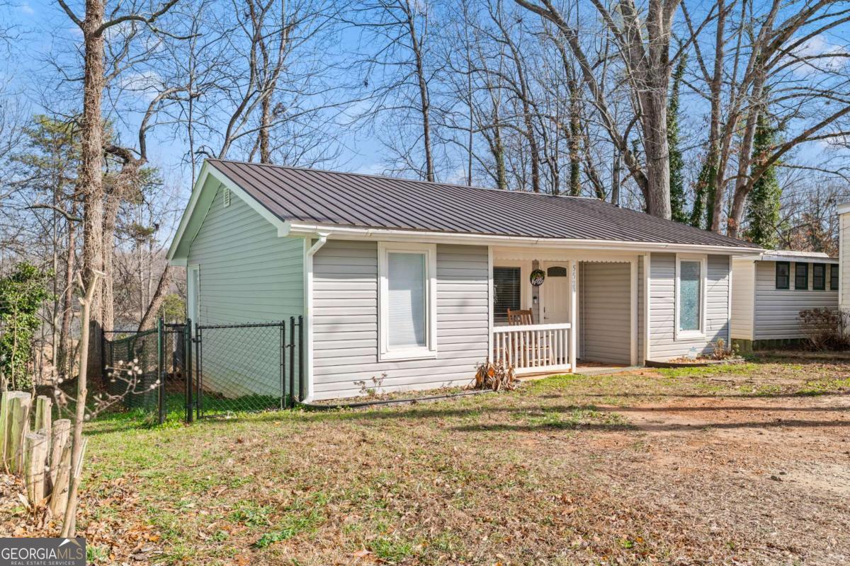 5523 Mount Shores CIR