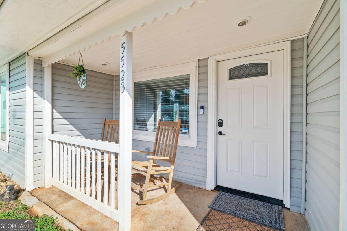 5523 Mount Shores CIR