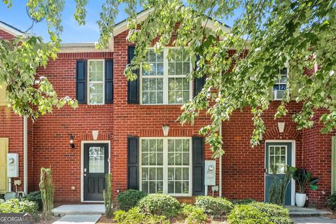 Photo of 3523 Waldrop Trail, Decatur, GA 30034 (MLS # 10649319)