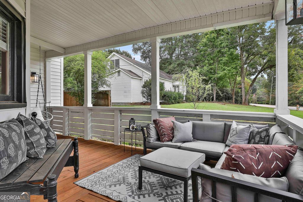 Photo of 213 Johnson St, Hogansville, GA 30230 (MLS # 10699724)