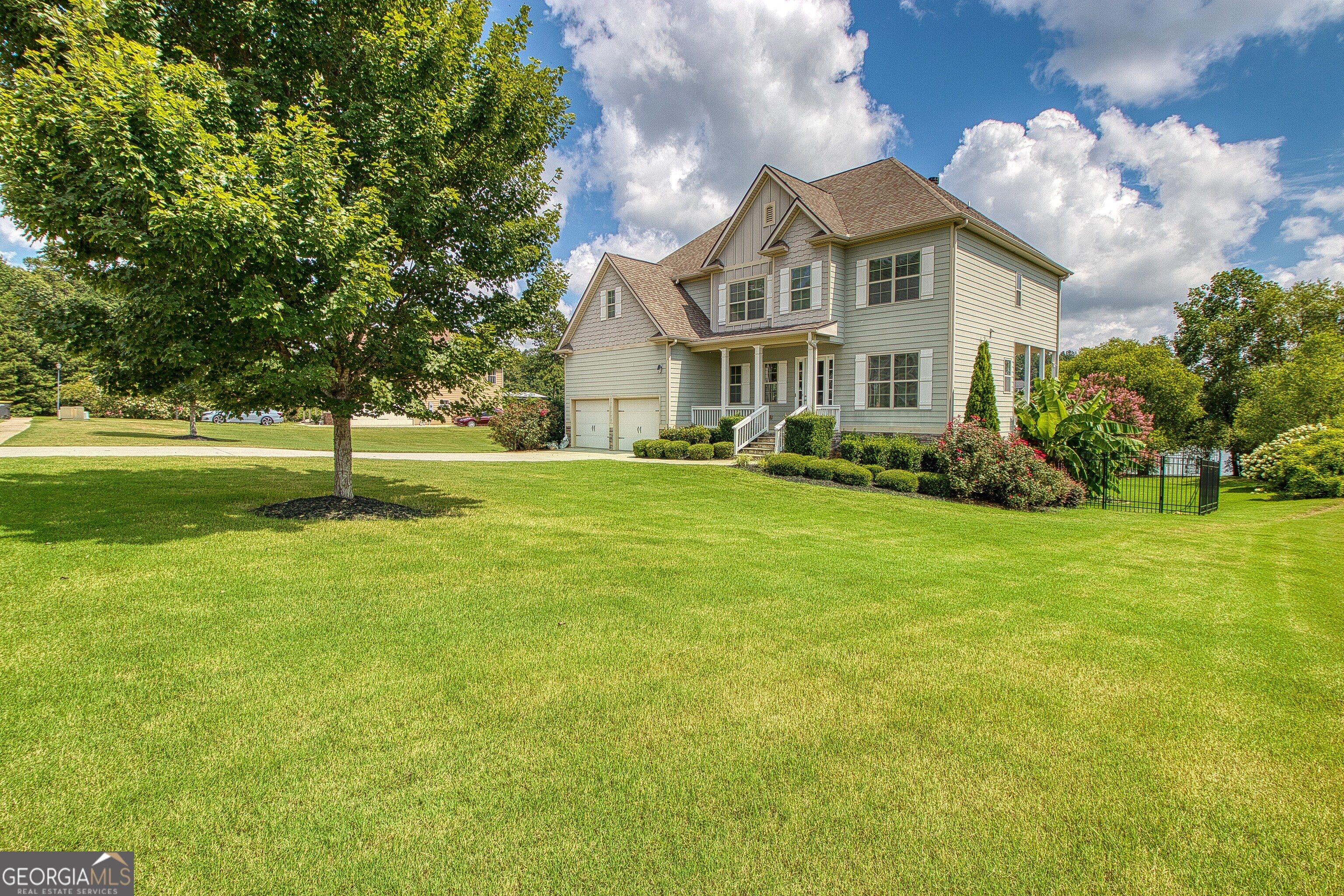 163 Long Shore WAY