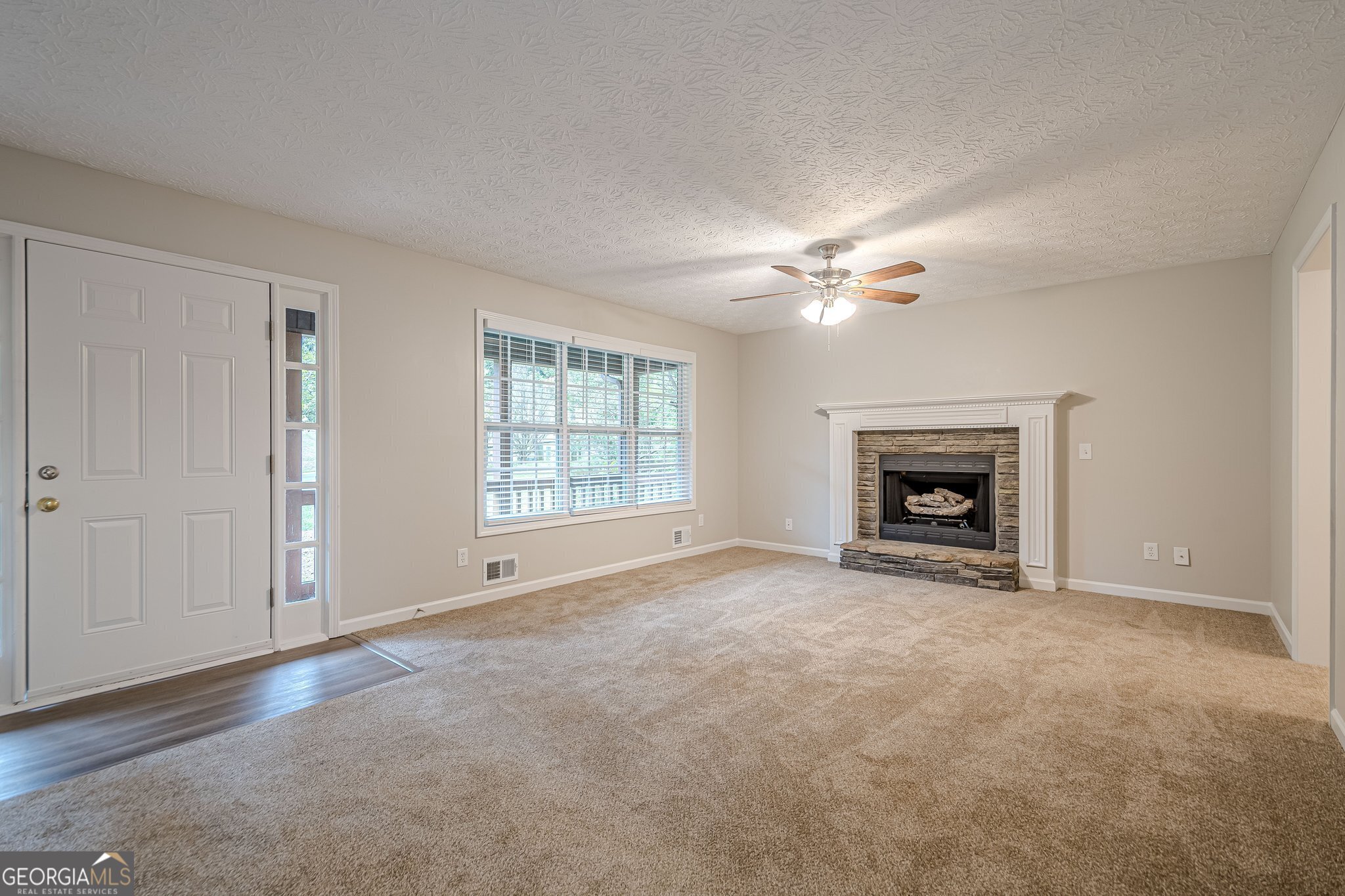 Holly Springs Place - Residential