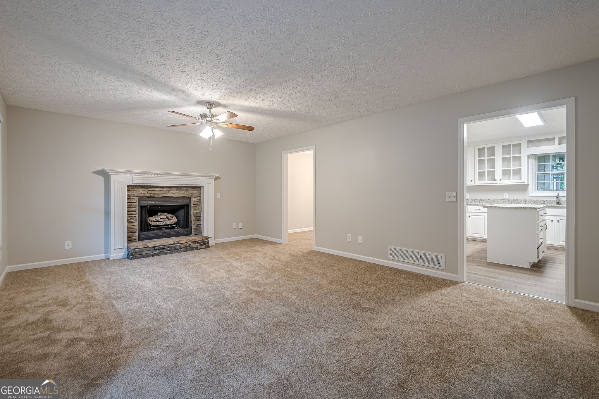 Holly Springs Place - Residential
