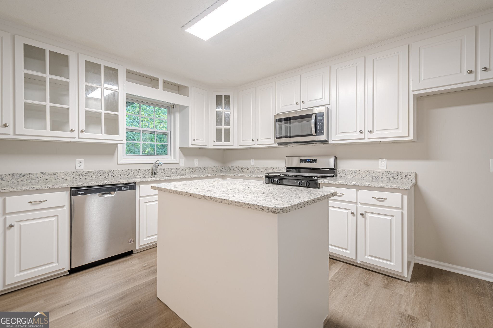 Holly Springs Place - Residential