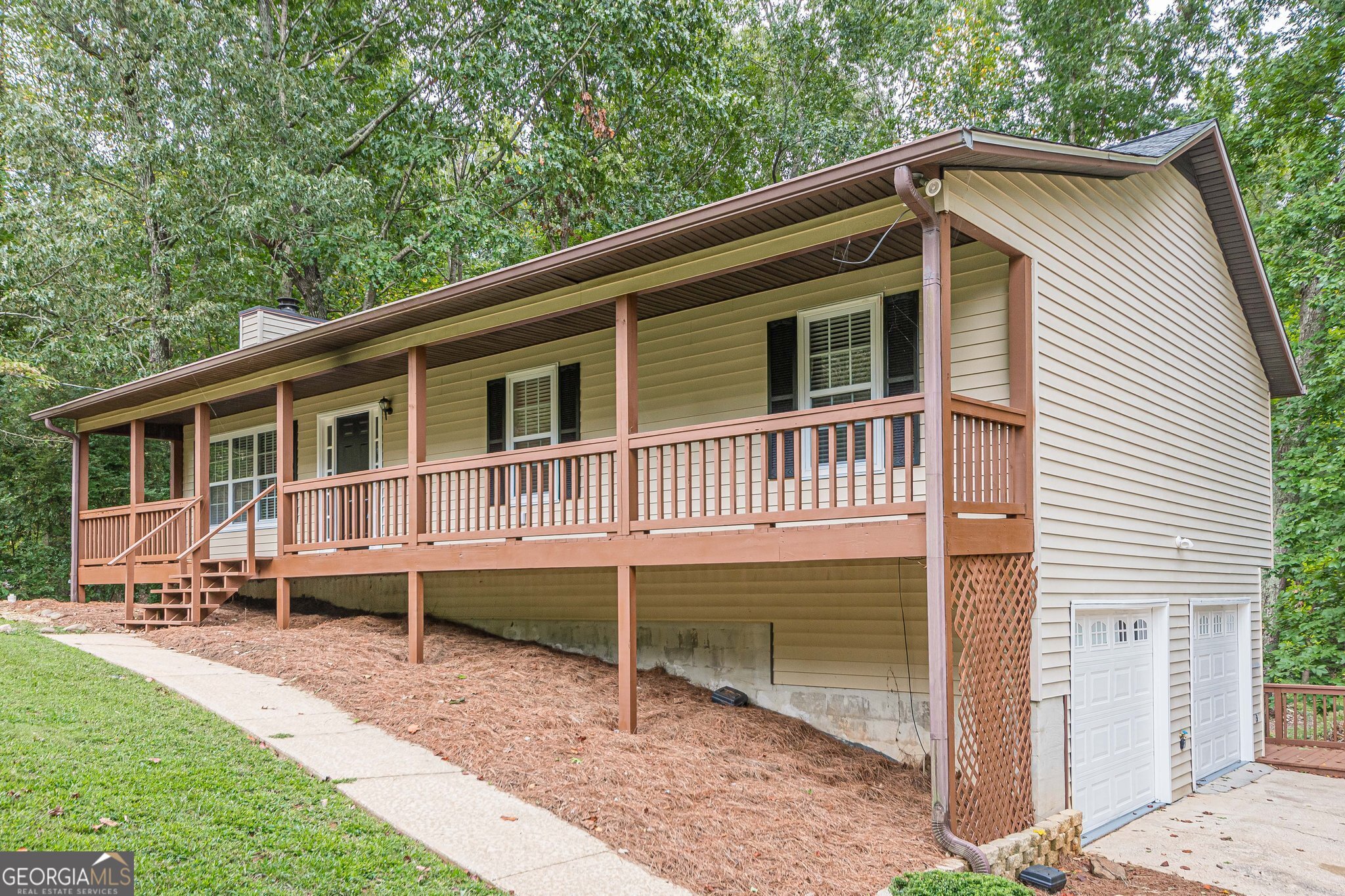 Holly Springs Place - Residential