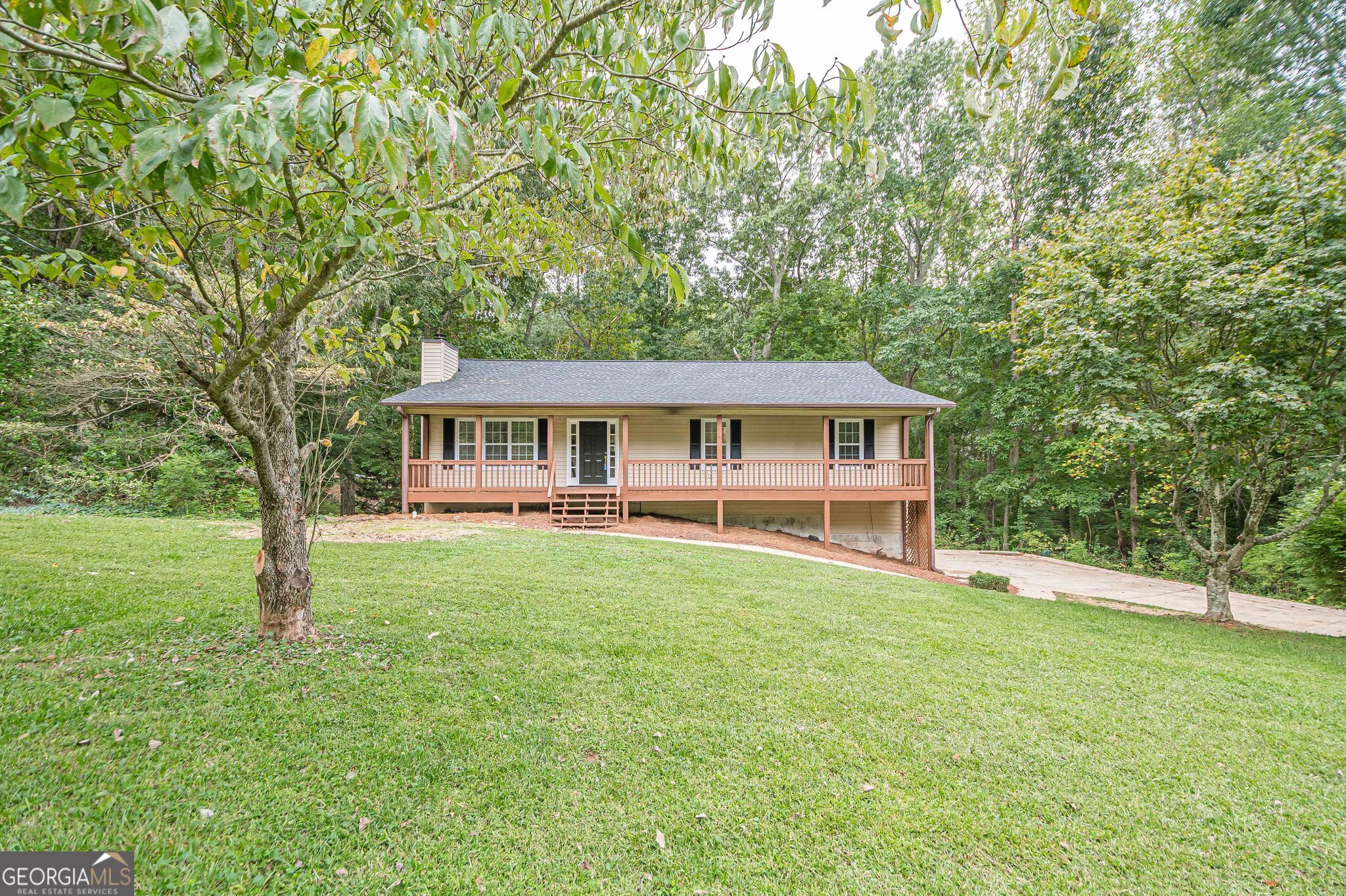 Holly Springs Place - Residential