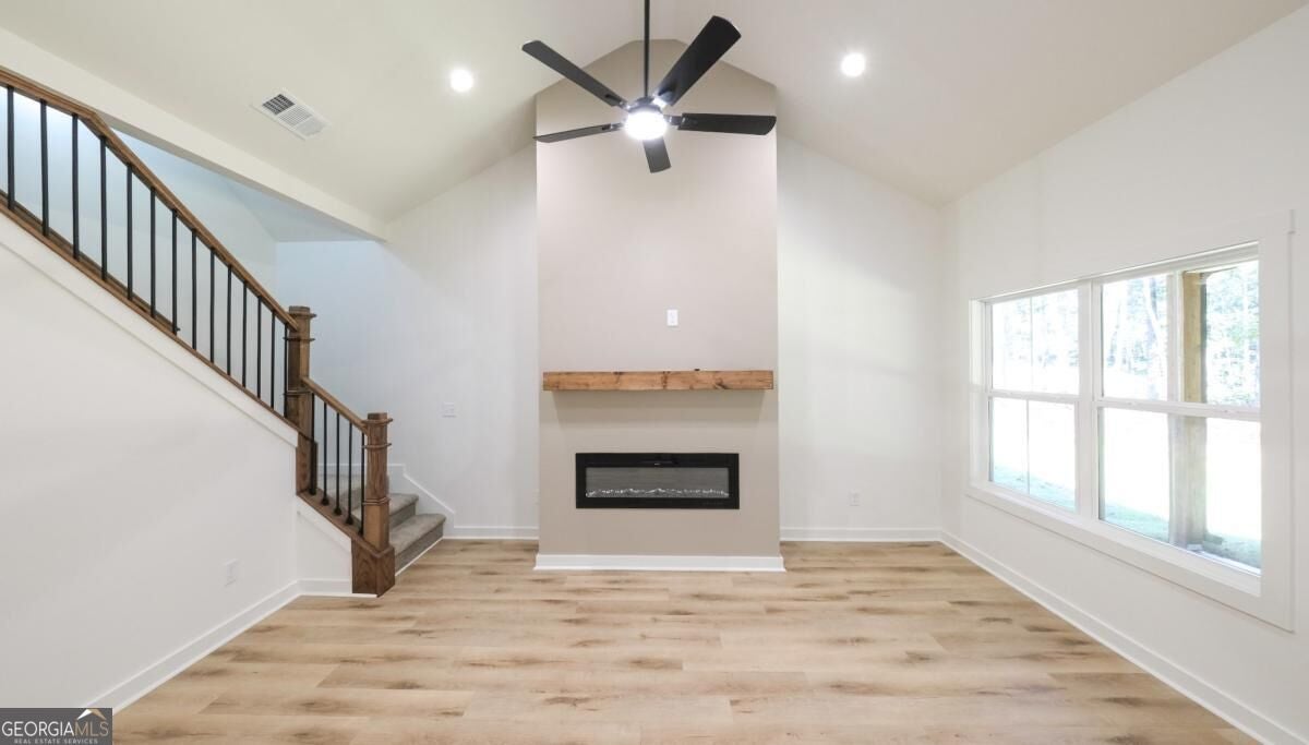 61 Hazel LN