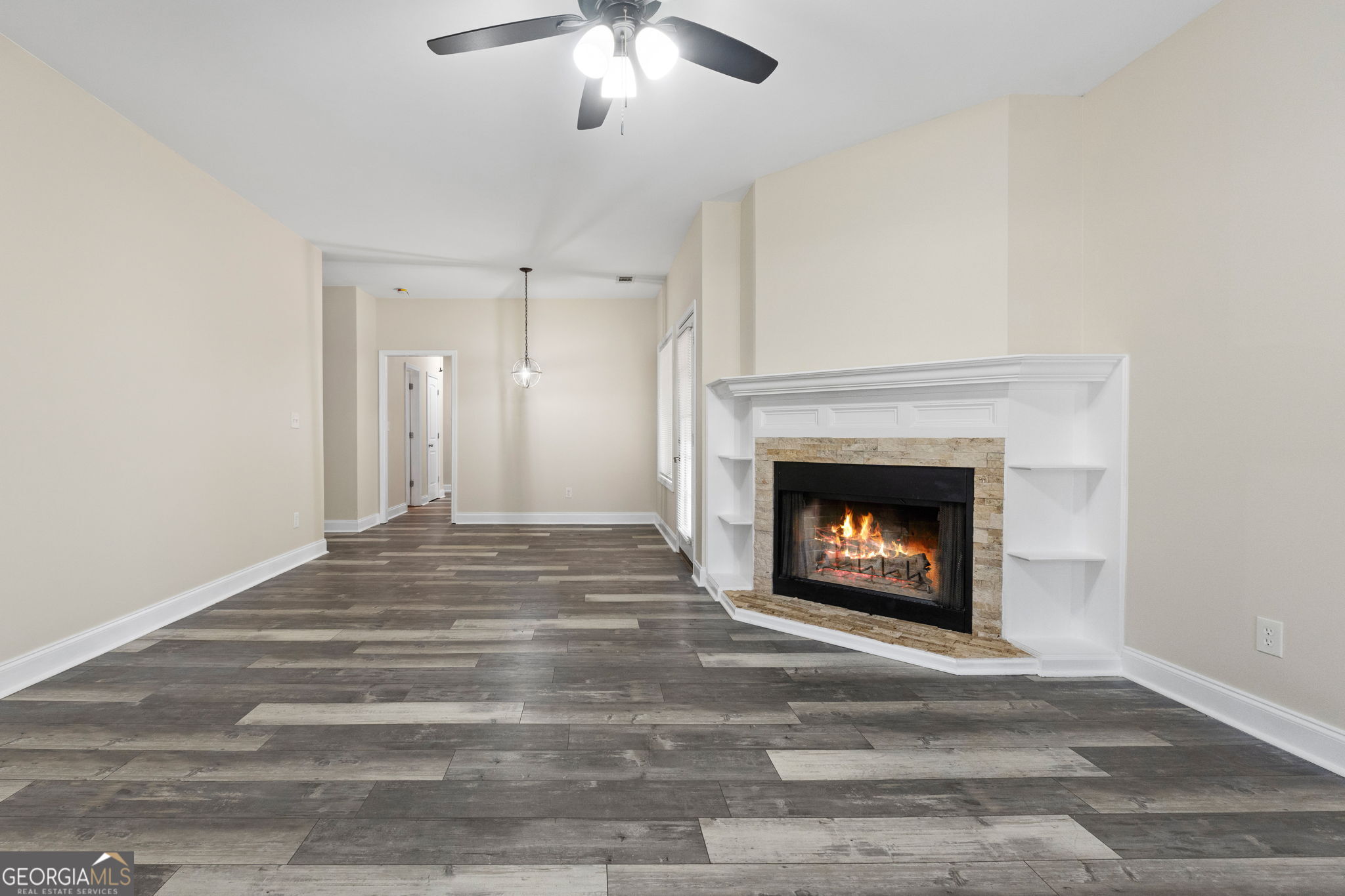 76 Park View DR