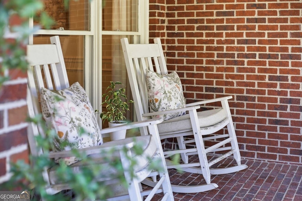 Photo of 204 Maple Creek Chase, Woodstock, GA 30188 (MLS # 10857707)