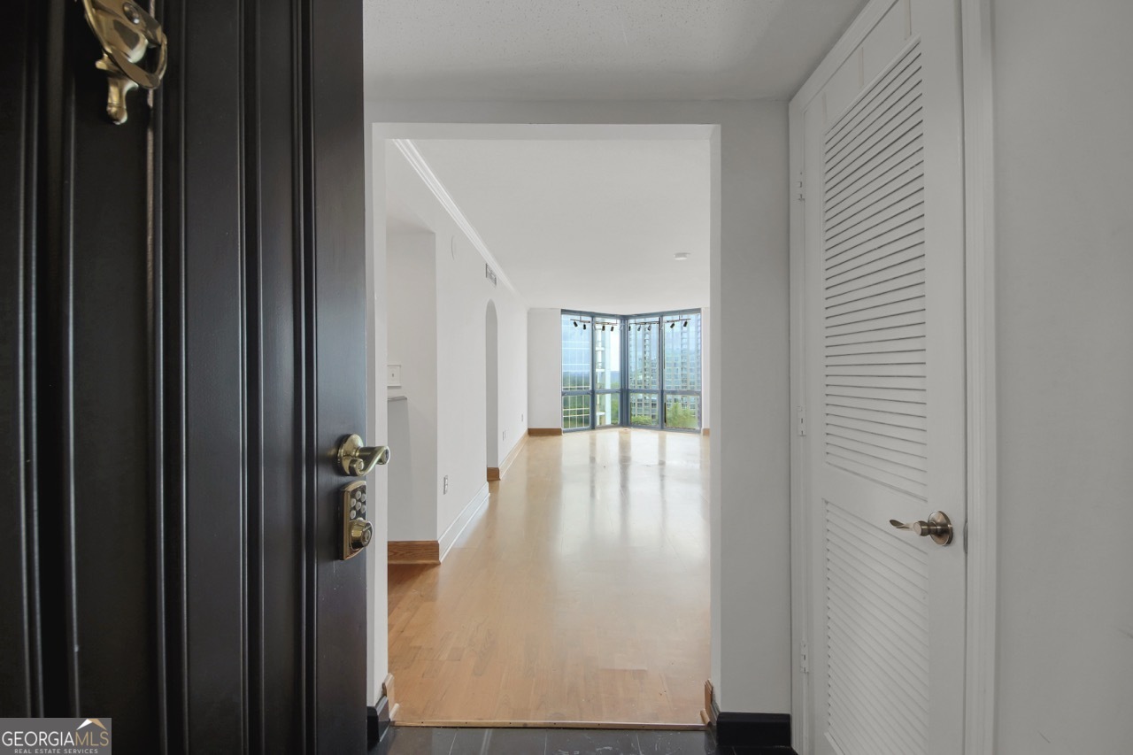 2870 Pharr Court South NW 2006