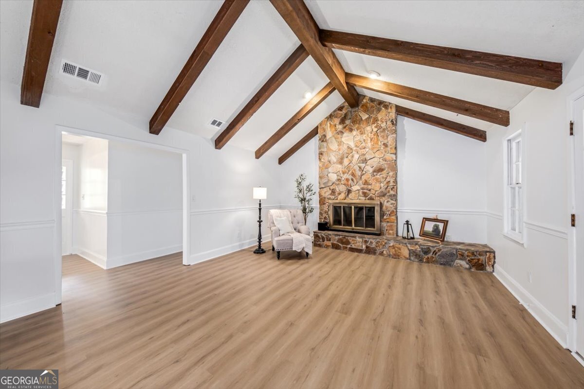 211 Lake Front DR