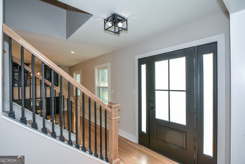 Photo of 1610 Chateau Drive, Atlanta, GA 30338 (MLS # 10659256)