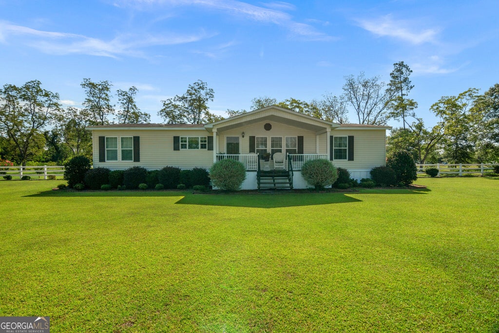 Photo of 6084 Youmans Chapel Road, Blackshear, GA 31516 (MLS # 10825792)