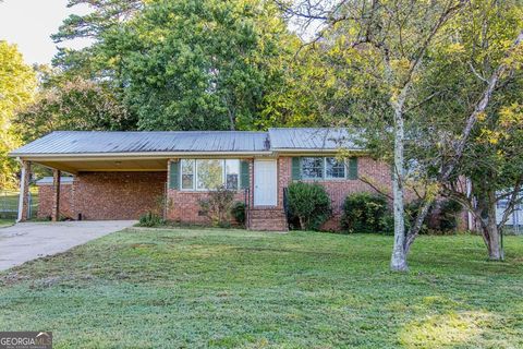 A home in Lindale