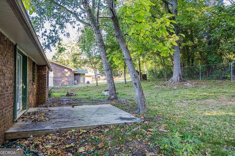 A home in Lindale