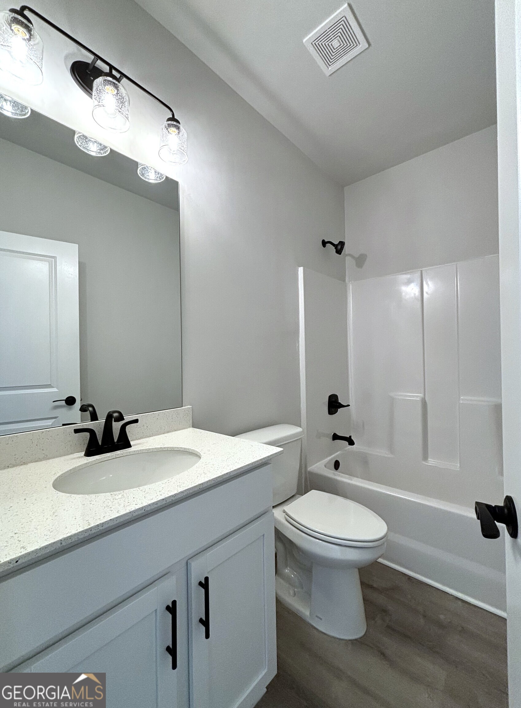 9 Village CT 1