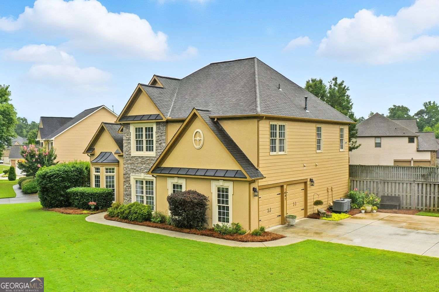 1047 Bradshaw Estates DR