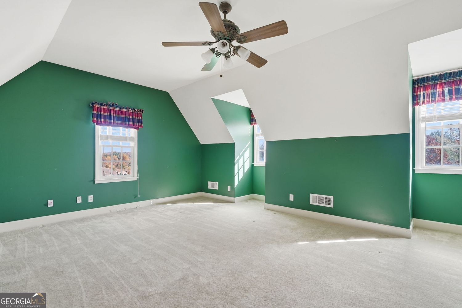 BRADSHAW FARM - Residential