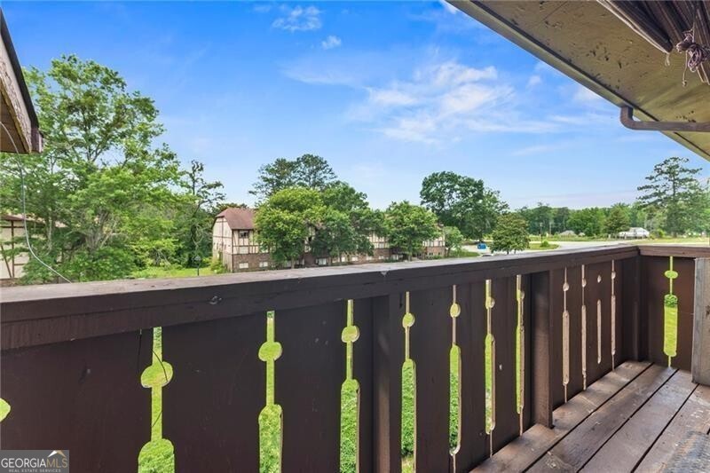 124 Camelot DR