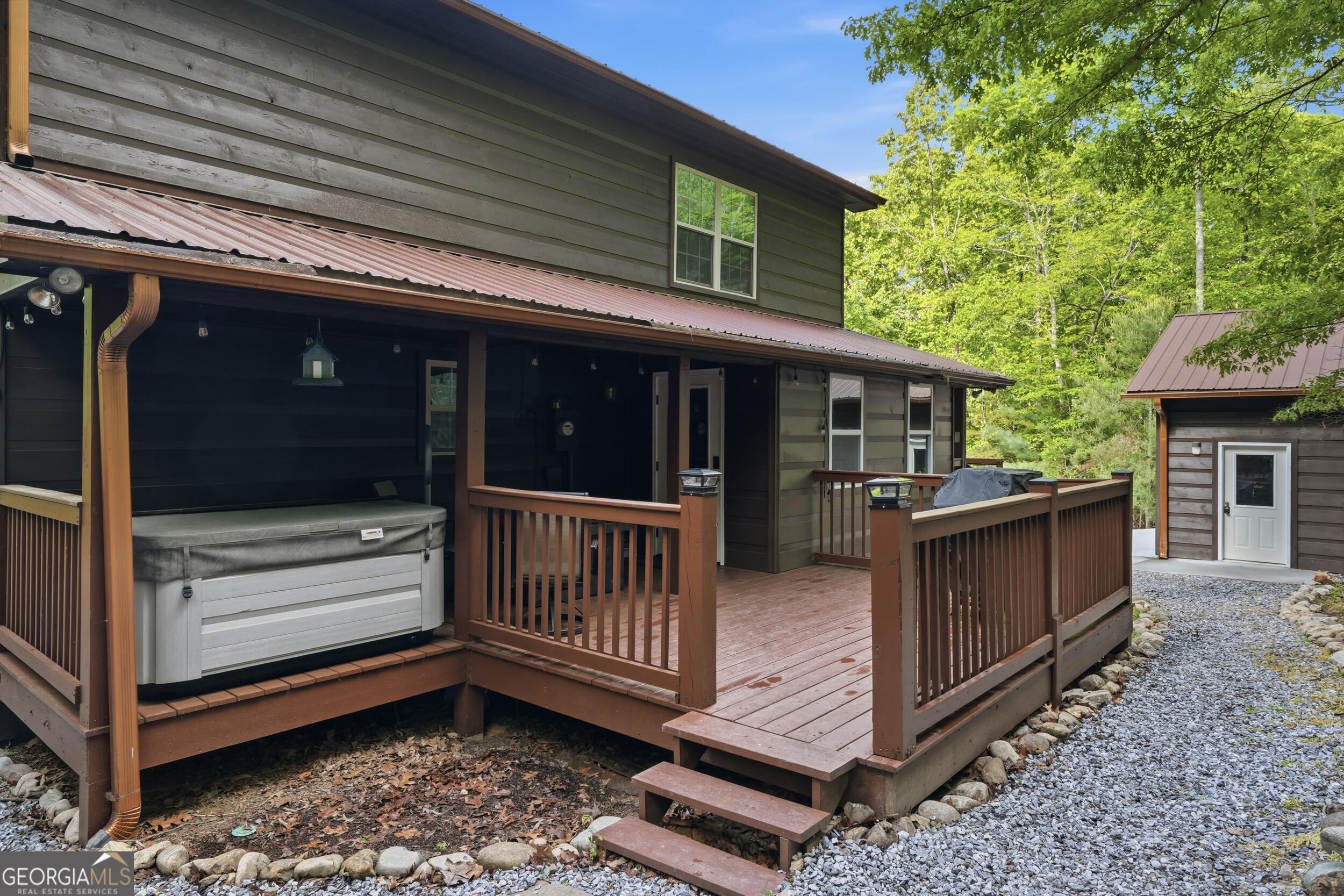 2283 Rocky Top RD