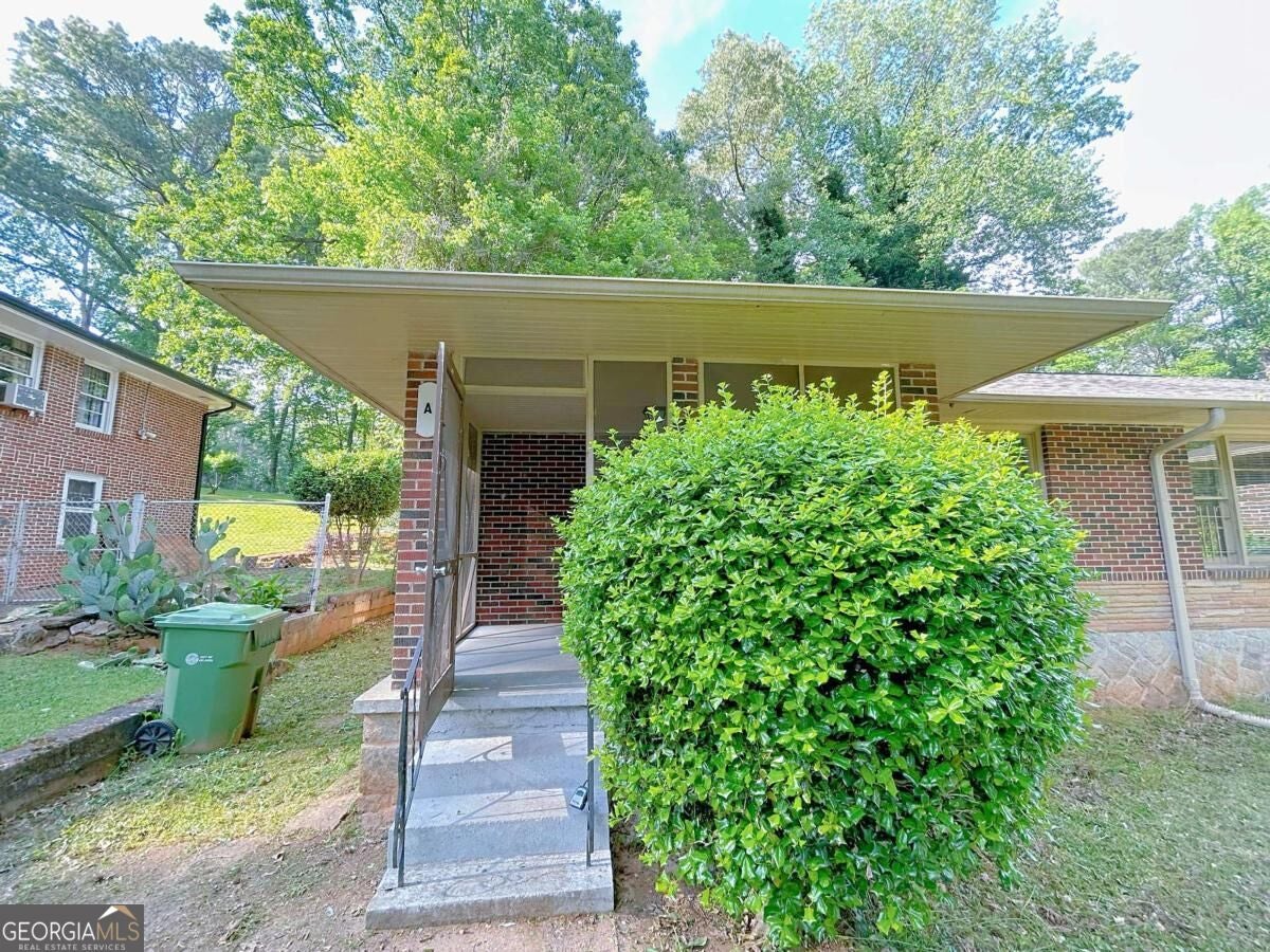 2141 Beecher CIR SW
