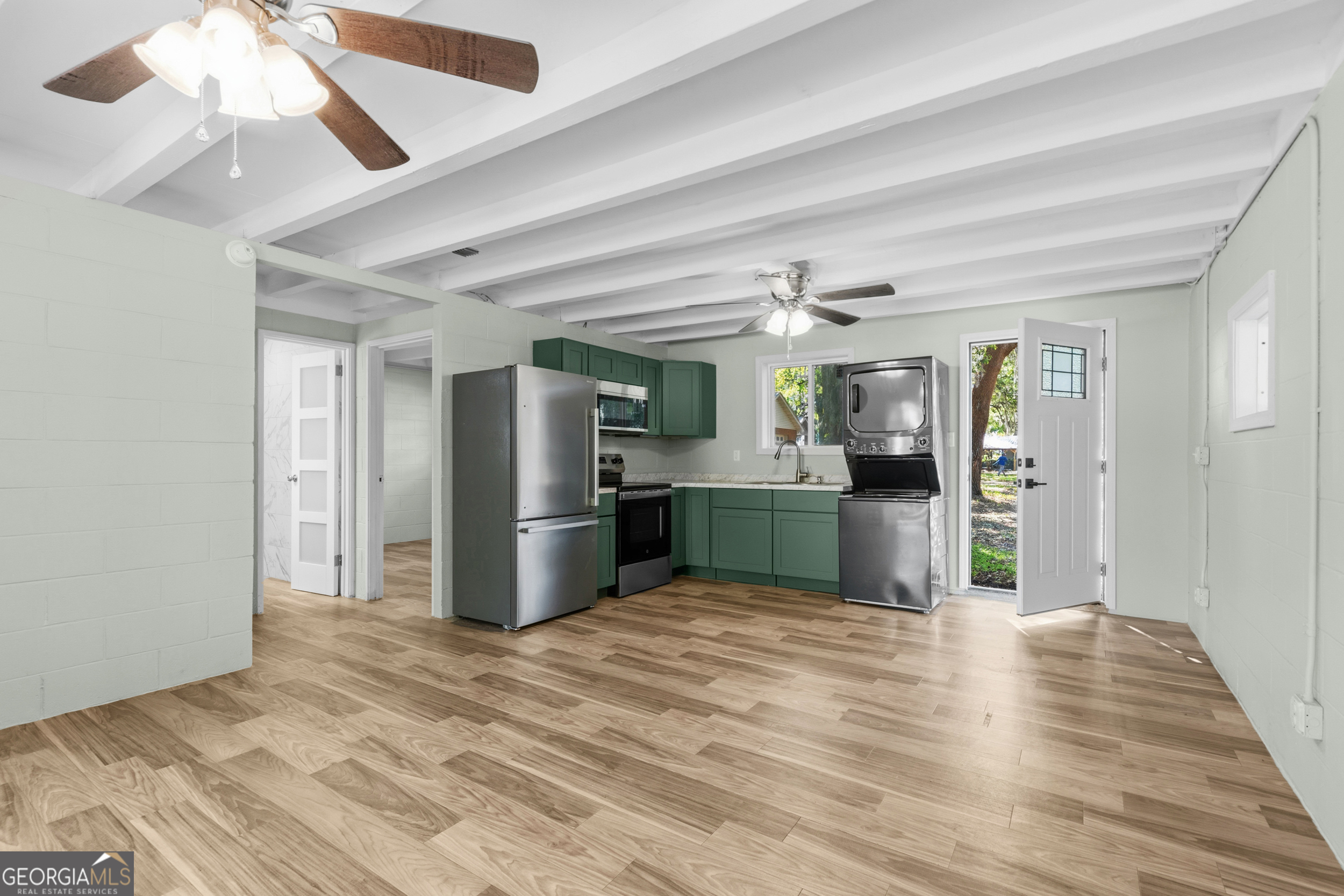 41 Sutton CT