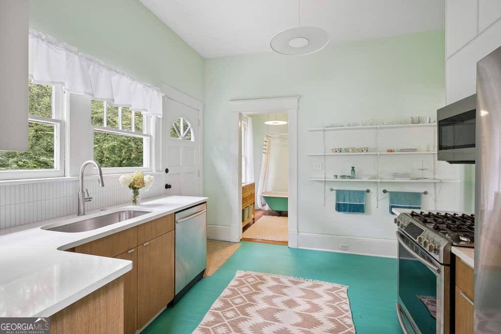 Photo of 1739 Lyle Avenue, College Park, GA 30337 (MLS # 10833940)