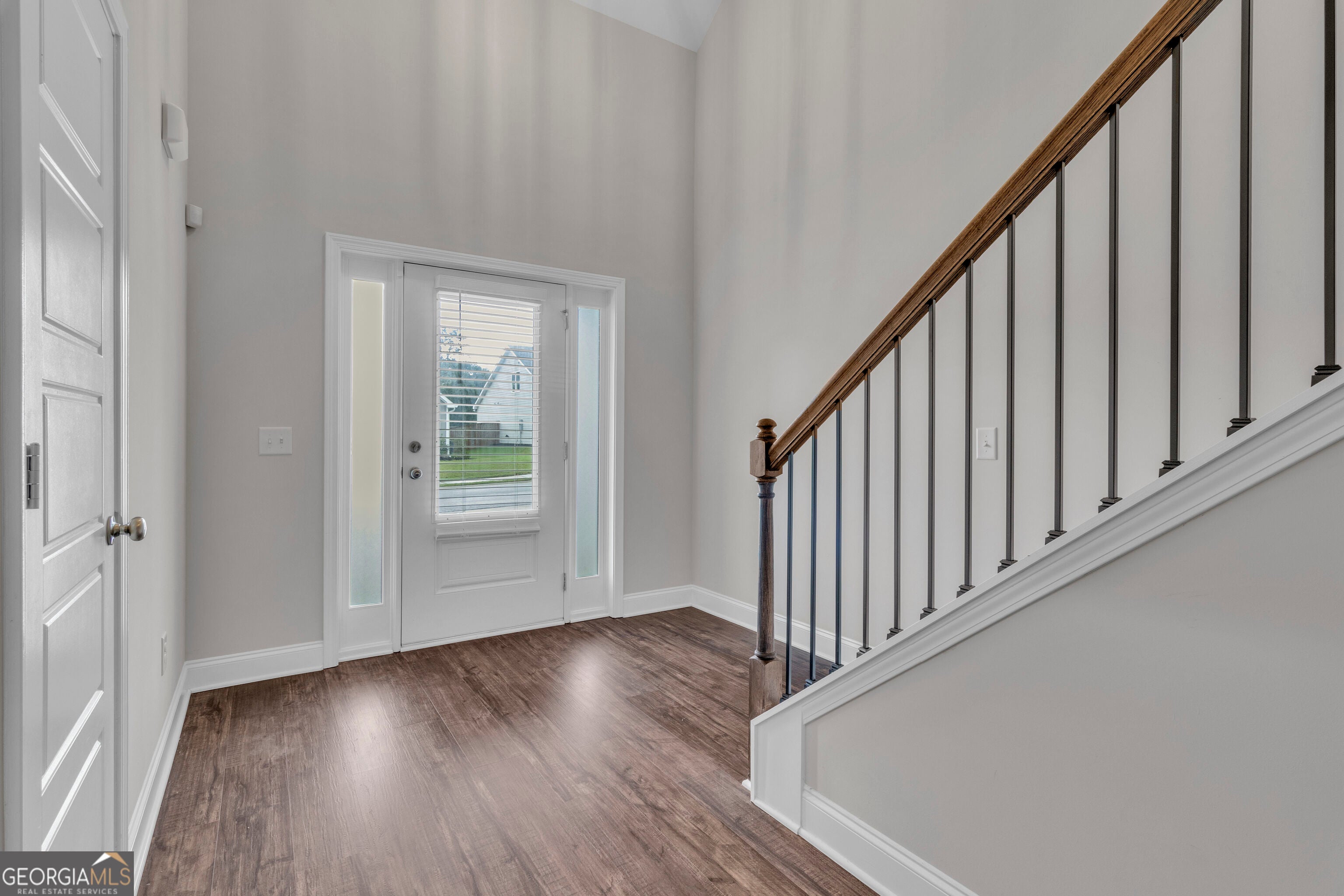 200 Richmond DR