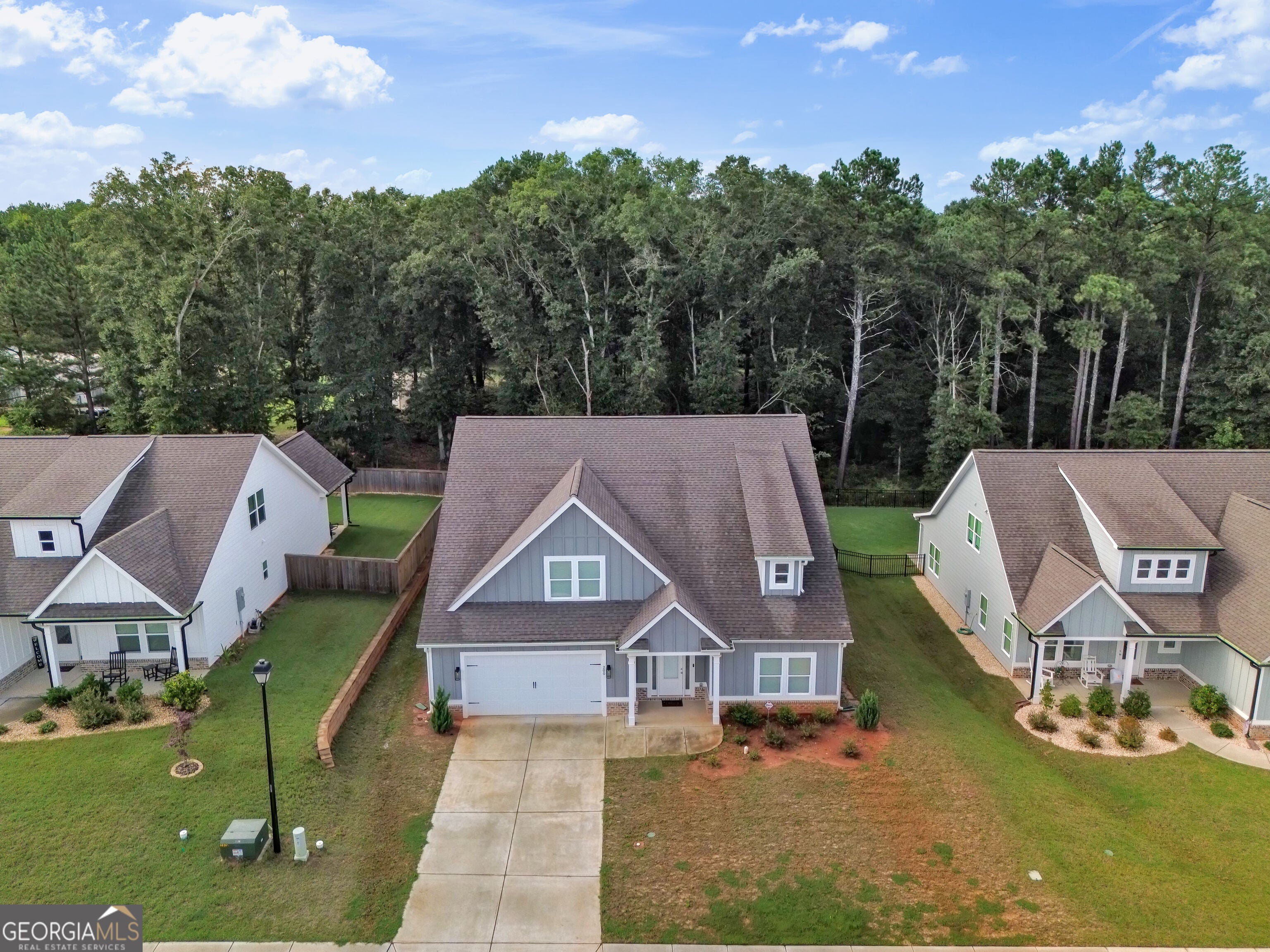 200 Richmond DR